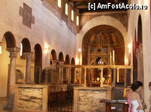 [P15] Interior biserica - Roma » foto by yuly68*
 - 
<span class="allrVoted glyphicon glyphicon-heart hidden" id="av387487"></span>
<a class="m-l-10 hidden" id="sv387487" onclick="voting_Foto_DelVot(,387487,20021)" role="button">șterge vot <span class="glyphicon glyphicon-remove"></span></a>
<a id="v9387487" class=" c-red"  onclick="voting_Foto_SetVot(387487)" role="button"><span class="glyphicon glyphicon-heart-empty"></span> <b>LIKE</b> = Votează poza</a> <img class="hidden"  id="f387487W9" src="/imagini/loader.gif" border="0" /><span class="AjErrMes hidden" id="e387487ErM"></span>