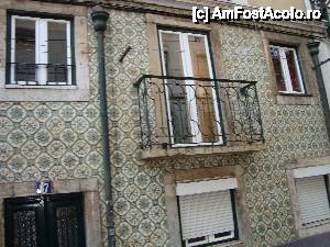 [P03] Alfama -casa si fatada decorata cu placi ceramice » foto by mireille
 - 
<span class="allrVoted glyphicon glyphicon-heart hidden" id="av458925"></span>
<a class="m-l-10 hidden" id="sv458925" onclick="voting_Foto_DelVot(,458925,20046)" role="button">șterge vot <span class="glyphicon glyphicon-remove"></span></a>
<a id="v9458925" class=" c-red"  onclick="voting_Foto_SetVot(458925)" role="button"><span class="glyphicon glyphicon-heart-empty"></span> <b>LIKE</b> = Votează poza</a> <img class="hidden"  id="f458925W9" src="/imagini/loader.gif" border="0" /><span class="AjErrMes hidden" id="e458925ErM"></span>