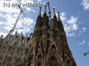 [P13] Barcelona, Sagrada Familia, Fațada Nașterii.  » foto by maryka
 - 
<span class="allrVoted glyphicon glyphicon-heart hidden" id="av1116016"></span>
<a class="m-l-10 hidden" id="sv1116016" onclick="voting_Foto_DelVot(,1116016,20055)" role="button">șterge vot <span class="glyphicon glyphicon-remove"></span></a>
<a id="v91116016" class=" c-red"  onclick="voting_Foto_SetVot(1116016)" role="button"><span class="glyphicon glyphicon-heart-empty"></span> <b>LIKE</b> = Votează poza</a> <img class="hidden"  id="f1116016W9" src="/imagini/loader.gif" border="0" /><span class="AjErrMes hidden" id="e1116016ErM"></span>