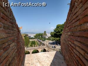 [P72] Vedere dintr-o mică nișă a castelului.  » foto by maryka
 - 
<span class="allrVoted glyphicon glyphicon-heart hidden" id="av1116896"></span>
<a class="m-l-10 hidden" id="sv1116896" onclick="voting_Foto_DelVot(,1116896,20055)" role="button">șterge vot <span class="glyphicon glyphicon-remove"></span></a>
<a id="v91116896" class=" c-red"  onclick="voting_Foto_SetVot(1116896)" role="button"><span class="glyphicon glyphicon-heart-empty"></span> <b>LIKE</b> = Votează poza</a> <img class="hidden"  id="f1116896W9" src="/imagini/loader.gif" border="0" /><span class="AjErrMes hidden" id="e1116896ErM"></span>