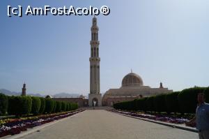 [P07] moscheea din centrul orasului... daca se poate spune ca Muscat are un centru (lung de circa 40 km)  » foto by Pami*
 - 
<span class="allrVoted glyphicon glyphicon-heart hidden" id="av722495"></span>
<a class="m-l-10 hidden" id="sv722495" onclick="voting_Foto_DelVot(,722495,20065)" role="button">șterge vot <span class="glyphicon glyphicon-remove"></span></a>
<a id="v9722495" class=" c-red"  onclick="voting_Foto_SetVot(722495)" role="button"><span class="glyphicon glyphicon-heart-empty"></span> <b>LIKE</b> = Votează poza</a> <img class="hidden"  id="f722495W9" src="/imagini/loader.gif" border="0" /><span class="AjErrMes hidden" id="e722495ErM"></span>