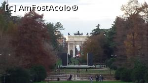 [P11] In gradina palatului Sforzesco » foto by andromeda
 - 
<span class="allrVoted glyphicon glyphicon-heart hidden" id="av723713"></span>
<a class="m-l-10 hidden" id="sv723713" onclick="voting_Foto_DelVot(,723713,20083)" role="button">șterge vot <span class="glyphicon glyphicon-remove"></span></a>
<a id="v9723713" class=" c-red"  onclick="voting_Foto_SetVot(723713)" role="button"><span class="glyphicon glyphicon-heart-empty"></span> <b>LIKE</b> = Votează poza</a> <img class="hidden"  id="f723713W9" src="/imagini/loader.gif" border="0" /><span class="AjErrMes hidden" id="e723713ErM"></span>