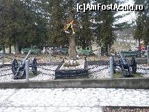 [P21] Tebea - mormantul lui Avram Iancu strajuit de cele 2 tunuri. » foto by presario
 - 
<span class="allrVoted glyphicon glyphicon-heart hidden" id="av50248"></span>
<a class="m-l-10 hidden" id="sv50248" onclick="voting_Foto_DelVot(,50248,20095)" role="button">șterge vot <span class="glyphicon glyphicon-remove"></span></a>
<a id="v950248" class=" c-red"  onclick="voting_Foto_SetVot(50248)" role="button"><span class="glyphicon glyphicon-heart-empty"></span> <b>LIKE</b> = Votează poza</a> <img class="hidden"  id="f50248W9" src="/imagini/loader.gif" border="0" /><span class="AjErrMes hidden" id="e50248ErM"></span>