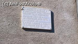 [P08] Placa comemorativa pe cladirea unde a fost Prefectura Zarandului » foto by Cdia
 - 
<span class="allrVoted glyphicon glyphicon-heart hidden" id="av993425"></span>
<a class="m-l-10 hidden" id="sv993425" onclick="voting_Foto_DelVot(,993425,20095)" role="button">șterge vot <span class="glyphicon glyphicon-remove"></span></a>
<a id="v9993425" class=" c-red"  onclick="voting_Foto_SetVot(993425)" role="button"><span class="glyphicon glyphicon-heart-empty"></span> <b>LIKE</b> = Votează poza</a> <img class="hidden"  id="f993425W9" src="/imagini/loader.gif" border="0" /><span class="AjErrMes hidden" id="e993425ErM"></span>