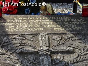 [P08] Mormântul lui Avram Iancu de la Țebea - detaliu.  » foto by tata123 🔱
 - 
<span class="allrVoted glyphicon glyphicon-heart hidden" id="av1107144"></span>
<a class="m-l-10 hidden" id="sv1107144" onclick="voting_Foto_DelVot(,1107144,20095)" role="button">șterge vot <span class="glyphicon glyphicon-remove"></span></a>
<a id="v91107144" class=" c-red"  onclick="voting_Foto_SetVot(1107144)" role="button"><span class="glyphicon glyphicon-heart-empty"></span> <b>LIKE</b> = Votează poza</a> <img class="hidden"  id="f1107144W9" src="/imagini/loader.gif" border="0" /><span class="AjErrMes hidden" id="e1107144ErM"></span>