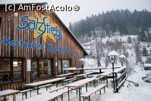 [P01] din restaurant se auzeau ritmuri de jodler » foto by Maya_C
 - 
<span class="allrVoted glyphicon glyphicon-heart hidden" id="av726013"></span>
<a class="m-l-10 hidden" id="sv726013" onclick="voting_Foto_DelVot(,726013,20102)" role="button">șterge vot <span class="glyphicon glyphicon-remove"></span></a>
<a id="v9726013" class=" c-red"  onclick="voting_Foto_SetVot(726013)" role="button"><span class="glyphicon glyphicon-heart-empty"></span> <b>LIKE</b> = Votează poza</a> <img class="hidden"  id="f726013W9" src="/imagini/loader.gif" border="0" /><span class="AjErrMes hidden" id="e726013ErM"></span>