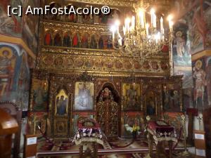 [P02] Catapeteasma Mănăstirii Moldoviţa.  » foto by Safta Radu
 - 
<span class="allrVoted glyphicon glyphicon-heart hidden" id="av1092852"></span>
<a class="m-l-10 hidden" id="sv1092852" onclick="voting_Foto_DelVot(,1092852,20198)" role="button">șterge vot <span class="glyphicon glyphicon-remove"></span></a>
<a id="v91092852" class=" c-red"  onclick="voting_Foto_SetVot(1092852)" role="button"><span class="glyphicon glyphicon-heart-empty"></span> <b>LIKE</b> = Votează poza</a> <img class="hidden"  id="f1092852W9" src="/imagini/loader.gif" border="0" /><span class="AjErrMes hidden" id="e1092852ErM"></span>