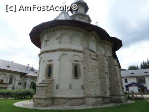 [P09] Mănăstirea Putna.  » foto by Safta Radu
 - 
<span class="allrVoted glyphicon glyphicon-heart hidden" id="av1092868"></span>
<a class="m-l-10 hidden" id="sv1092868" onclick="voting_Foto_DelVot(,1092868,20198)" role="button">șterge vot <span class="glyphicon glyphicon-remove"></span></a>
<a id="v91092868" class=" c-red"  onclick="voting_Foto_SetVot(1092868)" role="button"><span class="glyphicon glyphicon-heart-empty"></span> <b>LIKE</b> = Votează poza</a> <img class="hidden"  id="f1092868W9" src="/imagini/loader.gif" border="0" /><span class="AjErrMes hidden" id="e1092868ErM"></span>