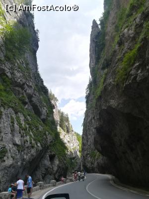 [P15] Cheile Bicazului » foto by relu mihai
 - 
<span class="allrVoted glyphicon glyphicon-heart hidden" id="av890629"></span>
<a class="m-l-10 hidden" id="sv890629" onclick="voting_Foto_DelVot(,890629,20199)" role="button">șterge vot <span class="glyphicon glyphicon-remove"></span></a>
<a id="v9890629" class=" c-red"  onclick="voting_Foto_SetVot(890629)" role="button"><span class="glyphicon glyphicon-heart-empty"></span> <b>LIKE</b> = Votează poza</a> <img class="hidden"  id="f890629W9" src="/imagini/loader.gif" border="0" /><span class="AjErrMes hidden" id="e890629ErM"></span>