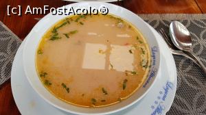 [P06] Ciorba pescărească - zeama este servită separat de pește.  » foto by Floryn81
 - 
<span class="allrVoted glyphicon glyphicon-heart hidden" id="av983216"></span>
<a class="m-l-10 hidden" id="sv983216" onclick="voting_Foto_DelVot(,983216,20205)" role="button">șterge vot <span class="glyphicon glyphicon-remove"></span></a>
<a id="v9983216" class=" c-red"  onclick="voting_Foto_SetVot(983216)" role="button"><span class="glyphicon glyphicon-heart-empty"></span> <b>LIKE</b> = Votează poza</a> <img class="hidden"  id="f983216W9" src="/imagini/loader.gif" border="0" /><span class="AjErrMes hidden" id="e983216ErM"></span>