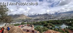 [P14] Lhasa - Vedere din incinta templului. » foto by iulianic
 - 
<span class="allrVoted glyphicon glyphicon-heart hidden" id="av1499895"></span>
<a class="m-l-10 hidden" id="sv1499895" onclick="voting_Foto_DelVot(,1499895,20352)" role="button">șterge vot <span class="glyphicon glyphicon-remove"></span></a>
<a id="v91499895" class=" c-red"  onclick="voting_Foto_SetVot(1499895)" role="button"><span class="glyphicon glyphicon-heart-empty"></span> <b>LIKE</b> = Votează poza</a> <img class="hidden"  id="f1499895W9" src="/imagini/loader.gif" border="0" /><span class="AjErrMes hidden" id="e1499895ErM"></span>