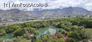 [P15] Lhasa - Vedere din incinta templului. » foto by iulianic
 - 
<span class="allrVoted glyphicon glyphicon-heart hidden" id="av1499896"></span>
<a class="m-l-10 hidden" id="sv1499896" onclick="voting_Foto_DelVot(,1499896,20352)" role="button">șterge vot <span class="glyphicon glyphicon-remove"></span></a>
<a id="v91499896" class=" c-red"  onclick="voting_Foto_SetVot(1499896)" role="button"><span class="glyphicon glyphicon-heart-empty"></span> <b>LIKE</b> = Votează poza</a> <img class="hidden"  id="f1499896W9" src="/imagini/loader.gif" border="0" /><span class="AjErrMes hidden" id="e1499896ErM"></span>