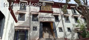 [P04] Lhasa - La Manastirea Drepung. » foto by iulianic
 - 
<span class="allrVoted glyphicon glyphicon-heart hidden" id="av1499885"></span>
<a class="m-l-10 hidden" id="sv1499885" onclick="voting_Foto_DelVot(,1499885,20352)" role="button">șterge vot <span class="glyphicon glyphicon-remove"></span></a>
<a id="v91499885" class=" c-red"  onclick="voting_Foto_SetVot(1499885)" role="button"><span class="glyphicon glyphicon-heart-empty"></span> <b>LIKE</b> = Votează poza</a> <img class="hidden"  id="f1499885W9" src="/imagini/loader.gif" border="0" /><span class="AjErrMes hidden" id="e1499885ErM"></span>