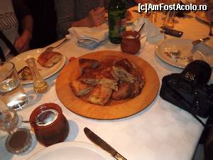 [P37] Restaurantul Sokače, Novy Sad - plăcintele » foto by Dragoș_MD
 - 
<span class="allrVoted glyphicon glyphicon-heart hidden" id="av613762"></span>
<a class="m-l-10 hidden" id="sv613762" onclick="voting_Foto_DelVot(,613762,20355)" role="button">șterge vot <span class="glyphicon glyphicon-remove"></span></a>
<a id="v9613762" class=" c-red"  onclick="voting_Foto_SetVot(613762)" role="button"><span class="glyphicon glyphicon-heart-empty"></span> <b>LIKE</b> = Votează poza</a> <img class="hidden"  id="f613762W9" src="/imagini/loader.gif" border="0" /><span class="AjErrMes hidden" id="e613762ErM"></span>