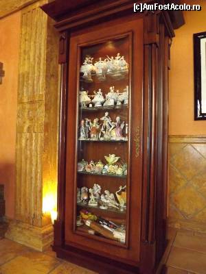 [P76] Boss Caffe, Subotica - interiorul » foto by Dragoș_MD
 - 
<span class="allrVoted glyphicon glyphicon-heart hidden" id="av613869"></span>
<a class="m-l-10 hidden" id="sv613869" onclick="voting_Foto_DelVot(,613869,20355)" role="button">șterge vot <span class="glyphicon glyphicon-remove"></span></a>
<a id="v9613869" class=" c-red"  onclick="voting_Foto_SetVot(613869)" role="button"><span class="glyphicon glyphicon-heart-empty"></span> <b>LIKE</b> = Votează poza</a> <img class="hidden"  id="f613869W9" src="/imagini/loader.gif" border="0" /><span class="AjErrMes hidden" id="e613869ErM"></span>