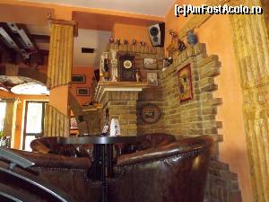 [P77] Boss Caffe, Subotica - interiorul » foto by Dragoș_MD
 - 
<span class="allrVoted glyphicon glyphicon-heart hidden" id="av613870"></span>
<a class="m-l-10 hidden" id="sv613870" onclick="voting_Foto_DelVot(,613870,20355)" role="button">șterge vot <span class="glyphicon glyphicon-remove"></span></a>
<a id="v9613870" class=" c-red"  onclick="voting_Foto_SetVot(613870)" role="button"><span class="glyphicon glyphicon-heart-empty"></span> <b>LIKE</b> = Votează poza</a> <img class="hidden"  id="f613870W9" src="/imagini/loader.gif" border="0" /><span class="AjErrMes hidden" id="e613870ErM"></span>