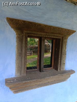 [P07] Fereastră cu ancadrament decorat. » foto by tata123 🔱
 - 
<span class="allrVoted glyphicon glyphicon-heart hidden" id="av1332566"></span>
<a class="m-l-10 hidden" id="sv1332566" onclick="voting_Foto_DelVot(,1332566,20391)" role="button">șterge vot <span class="glyphicon glyphicon-remove"></span></a>
<a id="v91332566" class=" c-red"  onclick="voting_Foto_SetVot(1332566)" role="button"><span class="glyphicon glyphicon-heart-empty"></span> <b>LIKE</b> = Votează poza</a> <img class="hidden"  id="f1332566W9" src="/imagini/loader.gif" border="0" /><span class="AjErrMes hidden" id="e1332566ErM"></span>