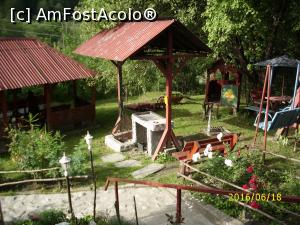 [P12] În prim plan - grătarul!  » foto by puiutea
 - 
<span class="allrVoted glyphicon glyphicon-heart hidden" id="av752444"></span>
<a class="m-l-10 hidden" id="sv752444" onclick="voting_Foto_DelVot(,752444,20437)" role="button">șterge vot <span class="glyphicon glyphicon-remove"></span></a>
<a id="v9752444" class=" c-red"  onclick="voting_Foto_SetVot(752444)" role="button"><span class="glyphicon glyphicon-heart-empty"></span> <b>LIKE</b> = Votează poza</a> <img class="hidden"  id="f752444W9" src="/imagini/loader.gif" border="0" /><span class="AjErrMes hidden" id="e752444ErM"></span>