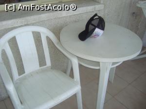 [P06] Masa si scaunul de pe balcon.  » foto by vacantamea2012
 - 
<span class="allrVoted glyphicon glyphicon-heart hidden" id="av754968"></span>
<a class="m-l-10 hidden" id="sv754968" onclick="voting_Foto_DelVot(,754968,20473)" role="button">șterge vot <span class="glyphicon glyphicon-remove"></span></a>
<a id="v9754968" class=" c-red"  onclick="voting_Foto_SetVot(754968)" role="button"><span class="glyphicon glyphicon-heart-empty"></span> <b>LIKE</b> = Votează poza</a> <img class="hidden"  id="f754968W9" src="/imagini/loader.gif" border="0" /><span class="AjErrMes hidden" id="e754968ErM"></span>