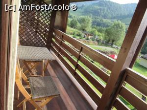 [P22] Balconul camerei » foto by Testosu'
 - 
<span class="allrVoted glyphicon glyphicon-heart hidden" id="av756537"></span>
<a class="m-l-10 hidden" id="sv756537" onclick="voting_Foto_DelVot(,756537,20504)" role="button">șterge vot <span class="glyphicon glyphicon-remove"></span></a>
<a id="v9756537" class=" c-red"  onclick="voting_Foto_SetVot(756537)" role="button"><span class="glyphicon glyphicon-heart-empty"></span> <b>LIKE</b> = Votează poza</a> <img class="hidden"  id="f756537W9" src="/imagini/loader.gif" border="0" /><span class="AjErrMes hidden" id="e756537ErM"></span>