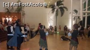 [P16] Seara piratilor in lobby bar » foto by MoniQ69
 - 
<span class="allrVoted glyphicon glyphicon-heart hidden" id="av757043"></span>
<a class="m-l-10 hidden" id="sv757043" onclick="voting_Foto_DelVot(,757043,20509)" role="button">șterge vot <span class="glyphicon glyphicon-remove"></span></a>
<a id="v9757043" class=" c-red"  onclick="voting_Foto_SetVot(757043)" role="button"><span class="glyphicon glyphicon-heart-empty"></span> <b>LIKE</b> = Votează poza</a> <img class="hidden"  id="f757043W9" src="/imagini/loader.gif" border="0" /><span class="AjErrMes hidden" id="e757043ErM"></span>