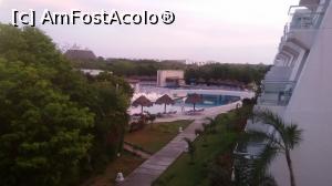 [P26] vedere din balcon spre dreapta » foto by MoniQ69
 - 
<span class="allrVoted glyphicon glyphicon-heart hidden" id="av757053"></span>
<a class="m-l-10 hidden" id="sv757053" onclick="voting_Foto_DelVot(,757053,20509)" role="button">șterge vot <span class="glyphicon glyphicon-remove"></span></a>
<a id="v9757053" class=" c-red"  onclick="voting_Foto_SetVot(757053)" role="button"><span class="glyphicon glyphicon-heart-empty"></span> <b>LIKE</b> = Votează poza</a> <img class="hidden"  id="f757053W9" src="/imagini/loader.gif" border="0" /><span class="AjErrMes hidden" id="e757053ErM"></span>