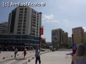 [P02] Vlorë - Popas în zona modernă din apropierea portului.  » foto by iulianic
 - 
<span class="allrVoted glyphicon glyphicon-heart hidden" id="av888822"></span>
<a class="m-l-10 hidden" id="sv888822" onclick="voting_Foto_DelVot(,888822,20606)" role="button">șterge vot <span class="glyphicon glyphicon-remove"></span></a>
<a id="v9888822" class=" c-red"  onclick="voting_Foto_SetVot(888822)" role="button"><span class="glyphicon glyphicon-heart-empty"></span> <b>LIKE</b> = Votează poza</a> <img class="hidden"  id="f888822W9" src="/imagini/loader.gif" border="0" /><span class="AjErrMes hidden" id="e888822ErM"></span>