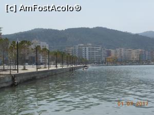 [P08] Vlorë - În port. Orașul văzut de pe dig.  » foto by iulianic
 - 
<span class="allrVoted glyphicon glyphicon-heart hidden" id="av888829"></span>
<a class="m-l-10 hidden" id="sv888829" onclick="voting_Foto_DelVot(,888829,20606)" role="button">șterge vot <span class="glyphicon glyphicon-remove"></span></a>
<a id="v9888829" class=" c-red"  onclick="voting_Foto_SetVot(888829)" role="button"><span class="glyphicon glyphicon-heart-empty"></span> <b>LIKE</b> = Votează poza</a> <img class="hidden"  id="f888829W9" src="/imagini/loader.gif" border="0" /><span class="AjErrMes hidden" id="e888829ErM"></span>