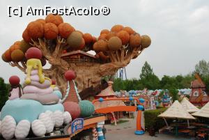 [P02] de prin gardaland » foto by mamii
 - 
<span class="allrVoted glyphicon glyphicon-heart hidden" id="av773625"></span>
<a class="m-l-10 hidden" id="sv773625" onclick="voting_Foto_DelVot(,773625,20722)" role="button">șterge vot <span class="glyphicon glyphicon-remove"></span></a>
<a id="v9773625" class=" c-red"  onclick="voting_Foto_SetVot(773625)" role="button"><span class="glyphicon glyphicon-heart-empty"></span> <b>LIKE</b> = Votează poza</a> <img class="hidden"  id="f773625W9" src="/imagini/loader.gif" border="0" /><span class="AjErrMes hidden" id="e773625ErM"></span>