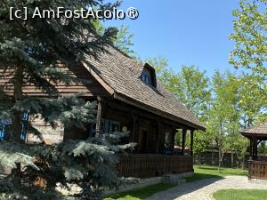 [P11] Gradina Snagov, casa destinata cazarii oaspetilor. » foto by Floria
 - 
<span class="allrVoted glyphicon glyphicon-heart hidden" id="av1483440"></span>
<a class="m-l-10 hidden" id="sv1483440" onclick="voting_Foto_DelVot(,1483440,20727)" role="button">șterge vot <span class="glyphicon glyphicon-remove"></span></a>
<a id="v91483440" class=" c-red"  onclick="voting_Foto_SetVot(1483440)" role="button"><span class="glyphicon glyphicon-heart-empty"></span> <b>LIKE</b> = Votează poza</a> <img class="hidden"  id="f1483440W9" src="/imagini/loader.gif" border="0" /><span class="AjErrMes hidden" id="e1483440ErM"></span>