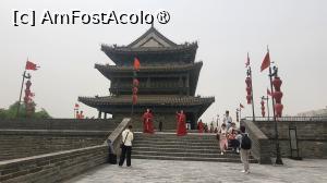 [P06] Peste tot, fetele imbracate in rochii rosii, model specific dinastiei Tang, participa la sedinte foto, la moda in aceasta zona. » foto by geani anto
 - 
<span class="allrVoted glyphicon glyphicon-heart hidden" id="av1496603"></span>
<a class="m-l-10 hidden" id="sv1496603" onclick="voting_Foto_DelVot(,1496603,20766)" role="button">șterge vot <span class="glyphicon glyphicon-remove"></span></a>
<a id="v91496603" class=" c-red"  onclick="voting_Foto_SetVot(1496603)" role="button"><span class="glyphicon glyphicon-heart-empty"></span> <b>LIKE</b> = Votează poza</a> <img class="hidden"  id="f1496603W9" src="/imagini/loader.gif" border="0" /><span class="AjErrMes hidden" id="e1496603ErM"></span>