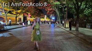 [P01] Fiind capitala antica a dinastiilor Tang, Xi'an se transforma seara intr-o scena a dansului, cantecelor si paradei de costume, in spectacole ce reproduc ascensiunea rapida a dinastiei Tang si viata pasnica a poporului. » foto by geani anto
 - 
<span class="allrVoted glyphicon glyphicon-heart hidden" id="av1498174"></span>
<a class="m-l-10 hidden" id="sv1498174" onclick="voting_Foto_DelVot(,1498174,20766)" role="button">șterge vot <span class="glyphicon glyphicon-remove"></span></a>
<a id="v91498174" class=" c-red"  onclick="voting_Foto_SetVot(1498174)" role="button"><span class="glyphicon glyphicon-heart-empty"></span> <b>LIKE</b> = Votează poza</a> <img class="hidden"  id="f1498174W9" src="/imagini/loader.gif" border="0" /><span class="AjErrMes hidden" id="e1498174ErM"></span>