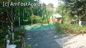 [P02] Locul de joacă » foto by cloverina
 - 
<span class="allrVoted glyphicon glyphicon-heart hidden" id="av778616"></span>
<a class="m-l-10 hidden" id="sv778616" onclick="voting_Foto_DelVot(,778616,20815)" role="button">șterge vot <span class="glyphicon glyphicon-remove"></span></a>
<a id="v9778616" class=" c-red"  onclick="voting_Foto_SetVot(778616)" role="button"><span class="glyphicon glyphicon-heart-empty"></span> <b>LIKE</b> = Votează poza</a> <img class="hidden"  id="f778616W9" src="/imagini/loader.gif" border="0" /><span class="AjErrMes hidden" id="e778616ErM"></span>