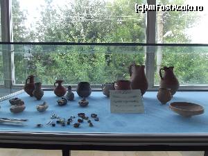 [P37] Alte vase mici şi mai mari din cetatea Tropaeum Traiani » foto by irinad
 - 
<span class="allrVoted glyphicon glyphicon-heart hidden" id="av655804"></span>
<a class="m-l-10 hidden" id="sv655804" onclick="voting_Foto_DelVot(,655804,20825)" role="button">șterge vot <span class="glyphicon glyphicon-remove"></span></a>
<a id="v9655804" class=" c-red"  onclick="voting_Foto_SetVot(655804)" role="button"><span class="glyphicon glyphicon-heart-empty"></span> <b>LIKE</b> = Votează poza</a> <img class="hidden"  id="f655804W9" src="/imagini/loader.gif" border="0" /><span class="AjErrMes hidden" id="e655804ErM"></span>