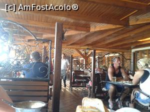[P08] terasa restaurantului » foto by spiros
 - 
<span class="allrVoted glyphicon glyphicon-heart hidden" id="av782505"></span>
<a class="m-l-10 hidden" id="sv782505" onclick="voting_Foto_DelVot(,782505,20885)" role="button">șterge vot <span class="glyphicon glyphicon-remove"></span></a>
<a id="v9782505" class=" c-red"  onclick="voting_Foto_SetVot(782505)" role="button"><span class="glyphicon glyphicon-heart-empty"></span> <b>LIKE</b> = Votează poza</a> <img class="hidden"  id="f782505W9" src="/imagini/loader.gif" border="0" /><span class="AjErrMes hidden" id="e782505ErM"></span>
