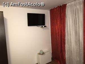 [P05] Televizor diag. 80 cm, Tv digital Telekom si convectorul pentru zilele friguroase » foto by Visan125
 - 
<span class="allrVoted glyphicon glyphicon-heart hidden" id="av869395"></span>
<a class="m-l-10 hidden" id="sv869395" onclick="voting_Foto_DelVot(,869395,20889)" role="button">șterge vot <span class="glyphicon glyphicon-remove"></span></a>
<a id="v9869395" class=" c-red"  onclick="voting_Foto_SetVot(869395)" role="button"><span class="glyphicon glyphicon-heart-empty"></span> <b>LIKE</b> = Votează poza</a> <img class="hidden"  id="f869395W9" src="/imagini/loader.gif" border="0" /><span class="AjErrMes hidden" id="e869395ErM"></span>