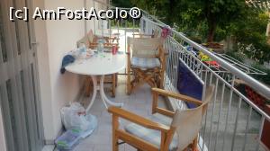 [P02] Balcon alta perspectiva in stanga usa de la intrare in bucatarie/camera.  » foto by Tanyla*
 - 
<span class="allrVoted glyphicon glyphicon-heart hidden" id="av784626"></span>
<a class="m-l-10 hidden" id="sv784626" onclick="voting_Foto_DelVot(,784626,20925)" role="button">șterge vot <span class="glyphicon glyphicon-remove"></span></a>
<a id="v9784626" class=" c-red"  onclick="voting_Foto_SetVot(784626)" role="button"><span class="glyphicon glyphicon-heart-empty"></span> <b>LIKE</b> = Votează poza</a> <img class="hidden"  id="f784626W9" src="/imagini/loader.gif" border="0" /><span class="AjErrMes hidden" id="e784626ErM"></span>
