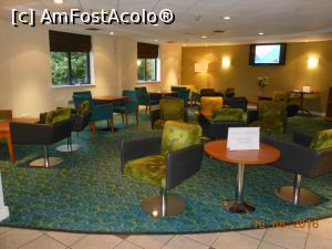 [P06] Hotel Holiday Inn Express - Locul de odihnă, așteptare sau recreere.  » foto by iulianic
 - 
<span class="allrVoted glyphicon glyphicon-heart hidden" id="av786200"></span>
<a class="m-l-10 hidden" id="sv786200" onclick="voting_Foto_DelVot(,786200,20963)" role="button">șterge vot <span class="glyphicon glyphicon-remove"></span></a>
<a id="v9786200" class=" c-red"  onclick="voting_Foto_SetVot(786200)" role="button"><span class="glyphicon glyphicon-heart-empty"></span> <b>LIKE</b> = Votează poza</a> <img class="hidden"  id="f786200W9" src="/imagini/loader.gif" border="0" /><span class="AjErrMes hidden" id="e786200ErM"></span>