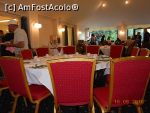 [P26] Adamton Country House Hotel - În sala de mese.  » foto by iulianic
 - 
<span class="allrVoted glyphicon glyphicon-heart hidden" id="av786545"></span>
<a class="m-l-10 hidden" id="sv786545" onclick="voting_Foto_DelVot(,786545,20968)" role="button">șterge vot <span class="glyphicon glyphicon-remove"></span></a>
<a id="v9786545" class=" c-red"  onclick="voting_Foto_SetVot(786545)" role="button"><span class="glyphicon glyphicon-heart-empty"></span> <b>LIKE</b> = Votează poza</a> <img class="hidden"  id="f786545W9" src="/imagini/loader.gif" border="0" /><span class="AjErrMes hidden" id="e786545ErM"></span>