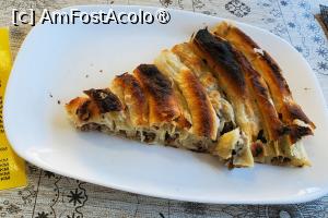 [P03] traditionalul Burek » foto by ionyde
 - 
<span class="allrVoted glyphicon glyphicon-heart hidden" id="av1504953"></span>
<a class="m-l-10 hidden" id="sv1504953" onclick="voting_Foto_DelVot(,1504953,21049)" role="button">șterge vot <span class="glyphicon glyphicon-remove"></span></a>
<a id="v91504953" class=" c-red"  onclick="voting_Foto_SetVot(1504953)" role="button"><span class="glyphicon glyphicon-heart-empty"></span> <b>LIKE</b> = Votează poza</a> <img class="hidden"  id="f1504953W9" src="/imagini/loader.gif" border="0" /><span class="AjErrMes hidden" id="e1504953ErM"></span>