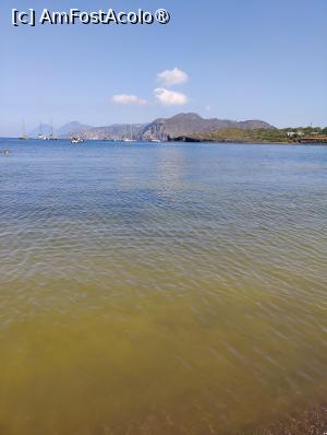 [P14] Insula Vulcano; zonă sulfuroasă pe plaja cu nisip negru » foto by crismis
 - 
<span class="allrVoted glyphicon glyphicon-heart hidden" id="av1498743"></span>
<a class="m-l-10 hidden" id="sv1498743" onclick="voting_Foto_DelVot(,1498743,21065)" role="button">șterge vot <span class="glyphicon glyphicon-remove"></span></a>
<a id="v91498743" class=" c-red"  onclick="voting_Foto_SetVot(1498743)" role="button"><span class="glyphicon glyphicon-heart-empty"></span> <b>LIKE</b> = Votează poza</a> <img class="hidden"  id="f1498743W9" src="/imagini/loader.gif" border="0" /><span class="AjErrMes hidden" id="e1498743ErM"></span>