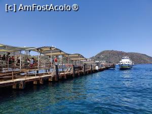 [P57] La pas prin Insula Lipari; Marina Longa » foto by crismis
 - 
<span class="allrVoted glyphicon glyphicon-heart hidden" id="av1498786"></span>
<a class="m-l-10 hidden" id="sv1498786" onclick="voting_Foto_DelVot(,1498786,21065)" role="button">șterge vot <span class="glyphicon glyphicon-remove"></span></a>
<a id="v91498786" class=" c-red"  onclick="voting_Foto_SetVot(1498786)" role="button"><span class="glyphicon glyphicon-heart-empty"></span> <b>LIKE</b> = Votează poza</a> <img class="hidden"  id="f1498786W9" src="/imagini/loader.gif" border="0" /><span class="AjErrMes hidden" id="e1498786ErM"></span>