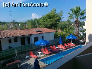 [P29] Din balcon, aveam vedere parţială la piscină...  » foto by Lyssys
 - 
<span class="allrVoted glyphicon glyphicon-heart hidden" id="av800789"></span>
<a class="m-l-10 hidden" id="sv800789" onclick="voting_Foto_DelVot(,800789,21161)" role="button">șterge vot <span class="glyphicon glyphicon-remove"></span></a>
<a id="v9800789" class=" c-red"  onclick="voting_Foto_SetVot(800789)" role="button"><span class="glyphicon glyphicon-heart-empty"></span> <b>LIKE</b> = Votează poza</a> <img class="hidden"  id="f800789W9" src="/imagini/loader.gif" border="0" /><span class="AjErrMes hidden" id="e800789ErM"></span>