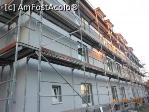 [P21] Hotel Cologne Airport Troisdorf - Clădire în timpul lucrărilor de renovare.  » foto by iulianic
 - 
<span class="allrVoted glyphicon glyphicon-heart hidden" id="av801368"></span>
<a class="m-l-10 hidden" id="sv801368" onclick="voting_Foto_DelVot(,801368,21167)" role="button">șterge vot <span class="glyphicon glyphicon-remove"></span></a>
<a id="v9801368" class=" c-red"  onclick="voting_Foto_SetVot(801368)" role="button"><span class="glyphicon glyphicon-heart-empty"></span> <b>LIKE</b> = Votează poza</a> <img class="hidden"  id="f801368W9" src="/imagini/loader.gif" border="0" /><span class="AjErrMes hidden" id="e801368ErM"></span>
