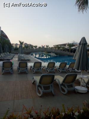 [P07] Un colt de piscina.  » foto by bogdanmo
 - 
<span class="allrVoted glyphicon glyphicon-heart hidden" id="av973361"></span>
<a class="m-l-10 hidden" id="sv973361" onclick="voting_Foto_DelVot(,973361,21199)" role="button">șterge vot <span class="glyphicon glyphicon-remove"></span></a>
<a id="v9973361" class=" c-red"  onclick="voting_Foto_SetVot(973361)" role="button"><span class="glyphicon glyphicon-heart-empty"></span> <b>LIKE</b> = Votează poza</a> <img class="hidden"  id="f973361W9" src="/imagini/loader.gif" border="0" /><span class="AjErrMes hidden" id="e973361ErM"></span>