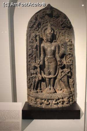 [P37] Seul, Muzeul Național Coreean, Statuia lui Brahma, zeu hindus creatorul universului, India » foto by mprofeanu
 - 
<span class="allrVoted glyphicon glyphicon-heart hidden" id="av845977"></span>
<a class="m-l-10 hidden" id="sv845977" onclick="voting_Foto_DelVot(,845977,21214)" role="button">șterge vot <span class="glyphicon glyphicon-remove"></span></a>
<a id="v9845977" class=" c-red"  onclick="voting_Foto_SetVot(845977)" role="button"><span class="glyphicon glyphicon-heart-empty"></span> <b>LIKE</b> = Votează poza</a> <img class="hidden"  id="f845977W9" src="/imagini/loader.gif" border="0" /><span class="AjErrMes hidden" id="e845977ErM"></span>