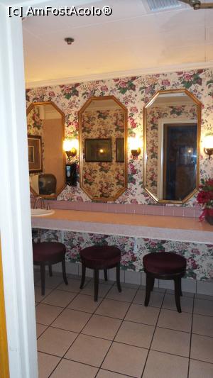 [P05] grup sanitar curat si amenajat corespunzător » foto by silvia tudoran
 - 
<span class="allrVoted glyphicon glyphicon-heart hidden" id="av805850"></span>
<a class="m-l-10 hidden" id="sv805850" onclick="voting_Foto_DelVot(,805850,21216)" role="button">șterge vot <span class="glyphicon glyphicon-remove"></span></a>
<a id="v9805850" class=" c-red"  onclick="voting_Foto_SetVot(805850)" role="button"><span class="glyphicon glyphicon-heart-empty"></span> <b>LIKE</b> = Votează poza</a> <img class="hidden"  id="f805850W9" src="/imagini/loader.gif" border="0" /><span class="AjErrMes hidden" id="e805850ErM"></span>