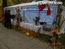 [P06] Târgul Pălincarilor & Festivalul Vinului, prima tarabă a pălincarilor. » foto by creivean
 - 
<span class="allrVoted glyphicon glyphicon-heart hidden" id="av142737"></span>
<a class="m-l-10 hidden" id="sv142737" onclick="voting_Foto_DelVot(,142737,21233)" role="button">șterge vot <span class="glyphicon glyphicon-remove"></span></a>
<a id="v9142737" class=" c-red"  onclick="voting_Foto_SetVot(142737)" role="button"><span class="glyphicon glyphicon-heart-empty"></span> <b>LIKE</b> = Votează poza</a> <img class="hidden"  id="f142737W9" src="/imagini/loader.gif" border="0" /><span class="AjErrMes hidden" id="e142737ErM"></span>