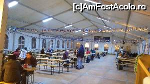 [P23] Târgul de Crăciun Oradea 2015 - cortul unde se pot savura bucatele cumpărate.  » foto by bogumil
 - 
<span class="allrVoted glyphicon glyphicon-heart hidden" id="av700498"></span>
<a class="m-l-10 hidden" id="sv700498" onclick="voting_Foto_DelVot(,700498,21233)" role="button">șterge vot <span class="glyphicon glyphicon-remove"></span></a>
<a id="v9700498" class=" c-red"  onclick="voting_Foto_SetVot(700498)" role="button"><span class="glyphicon glyphicon-heart-empty"></span> <b>LIKE</b> = Votează poza</a> <img class="hidden"  id="f700498W9" src="/imagini/loader.gif" border="0" /><span class="AjErrMes hidden" id="e700498ErM"></span>