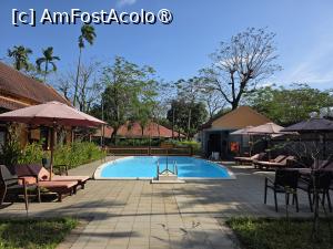 [P23] Spatel d’Annam Hotel; piscina » foto by crismis
 - 
<span class="allrVoted glyphicon glyphicon-heart hidden" id="av1544590"></span>
<a class="m-l-10 hidden" id="sv1544590" onclick="voting_Foto_DelVot(,1544590,21235)" role="button">șterge vot <span class="glyphicon glyphicon-remove"></span></a>
<a id="v91544590" class=" c-red"  onclick="voting_Foto_SetVot(1544590)" role="button"><span class="glyphicon glyphicon-heart-empty"></span> <b>LIKE</b> = Votează poza</a> <img class="hidden"  id="f1544590W9" src="/imagini/loader.gif" border="0" /><span class="AjErrMes hidden" id="e1544590ErM"></span>